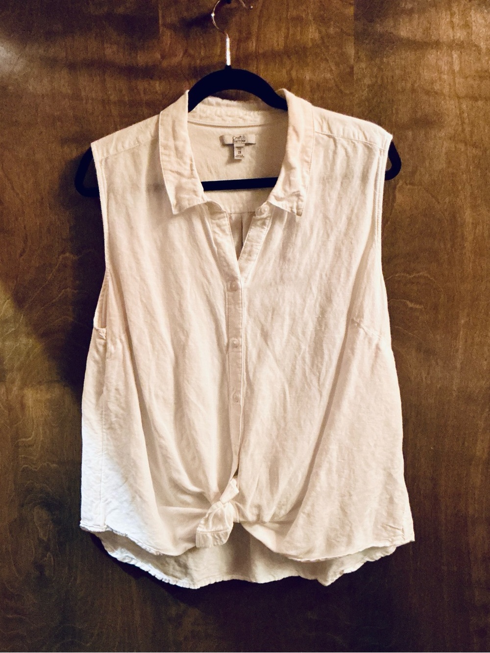 croft & barrow Ivory Sleeveless Tie-Front Button Down Shirt